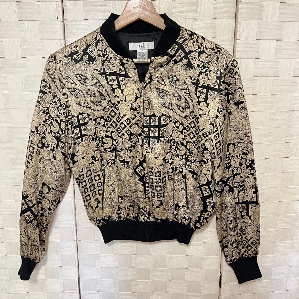 Vintage S.L.B. Petite Black Gold Paisley Silk Bomber Jacket Size‎ Petite Small